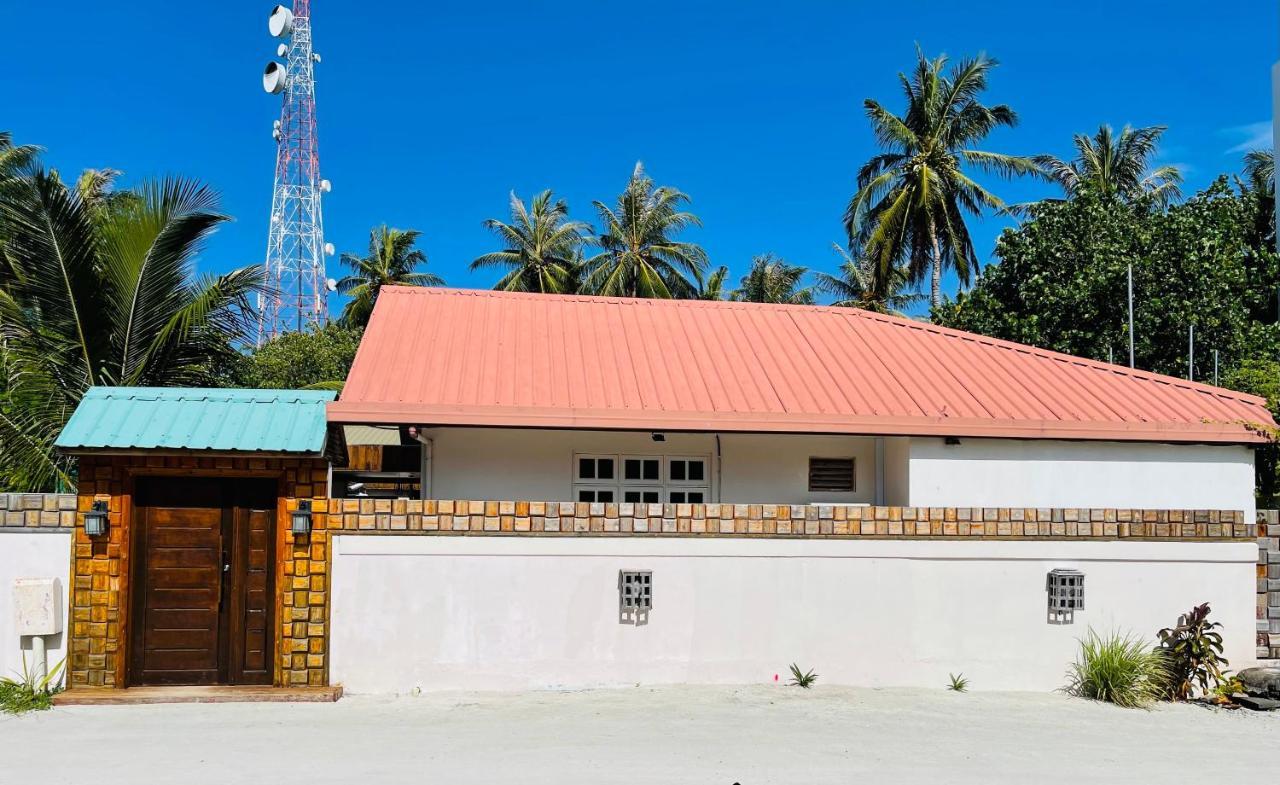 Orimas Retreat Hotel Thulusdhoo Exterior photo