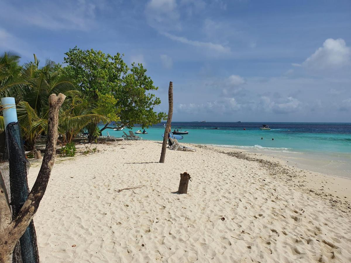 Orimas Retreat Hotel Thulusdhoo Exterior photo