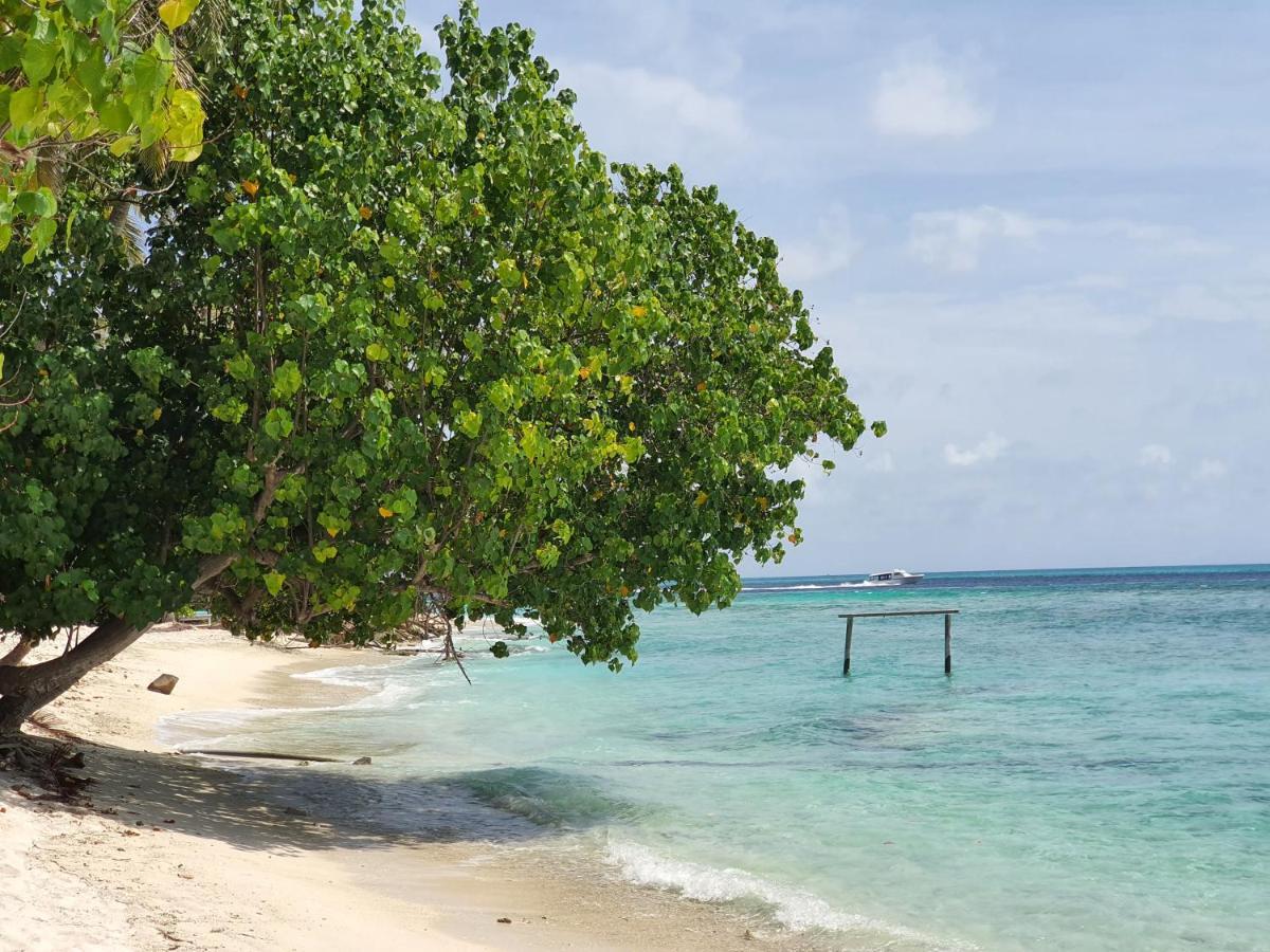 Orimas Retreat Hotel Thulusdhoo Exterior photo